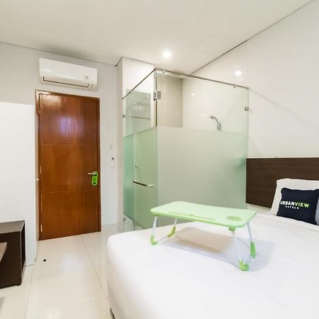 Urbanview Hotel Casa Kota Mangga Besar Jakarta Kültér fotó