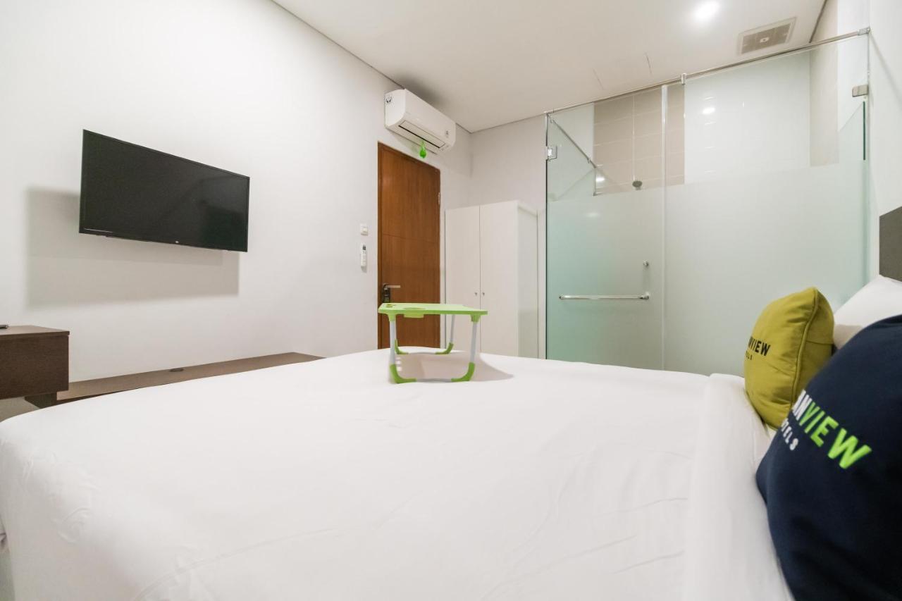 Urbanview Hotel Casa Kota Mangga Besar Jakarta Kültér fotó