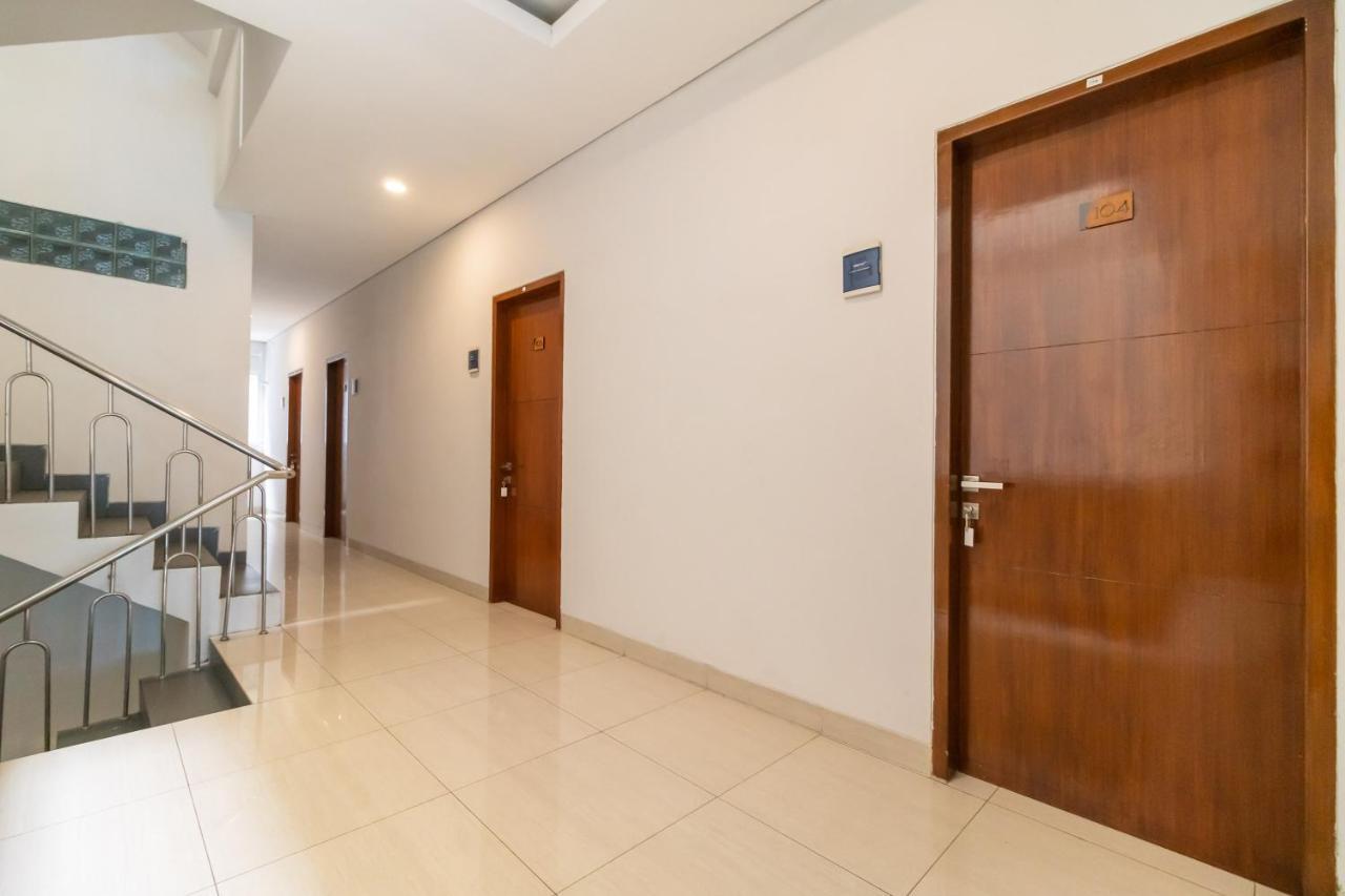 Urbanview Hotel Casa Kota Mangga Besar Jakarta Kültér fotó