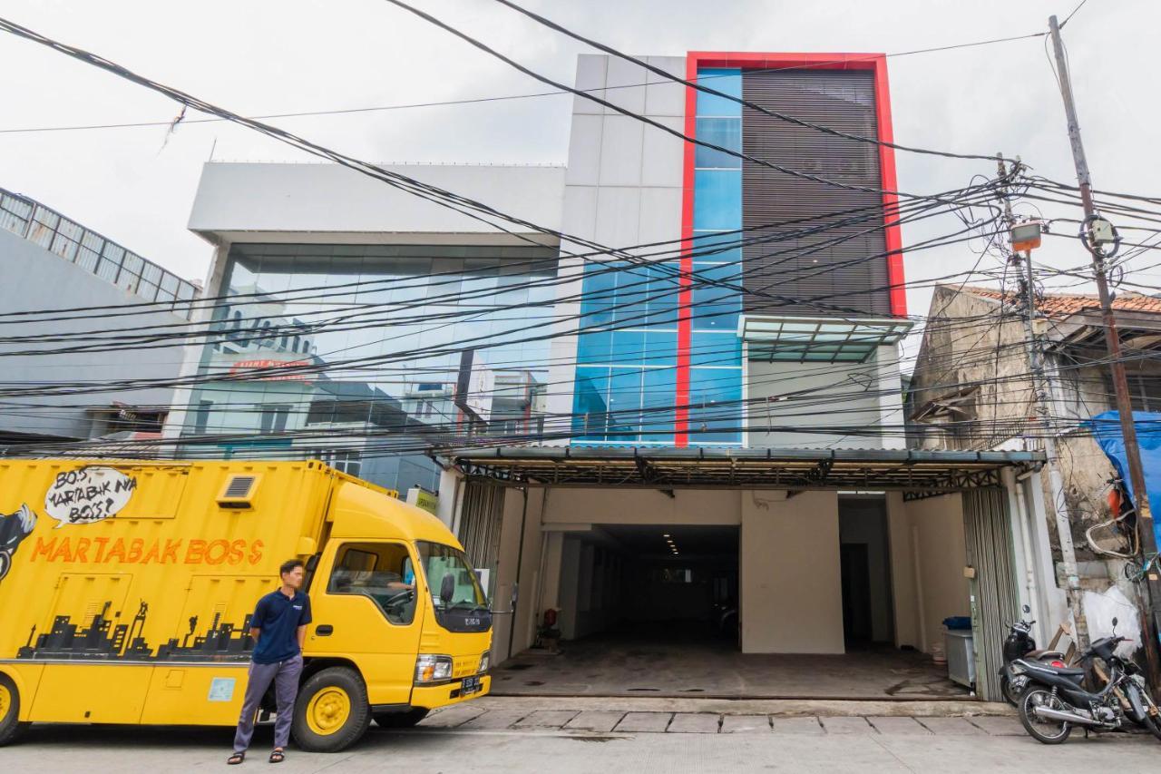 Urbanview Hotel Casa Kota Mangga Besar Jakarta Kültér fotó